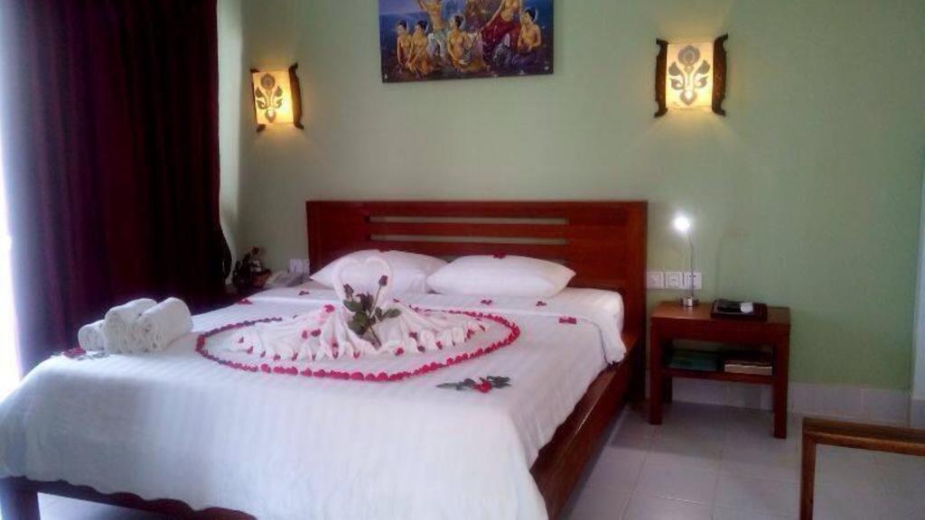 Ropanha Boutique Hotel สีหนุวิลล์ ภายนอก รูปภาพ